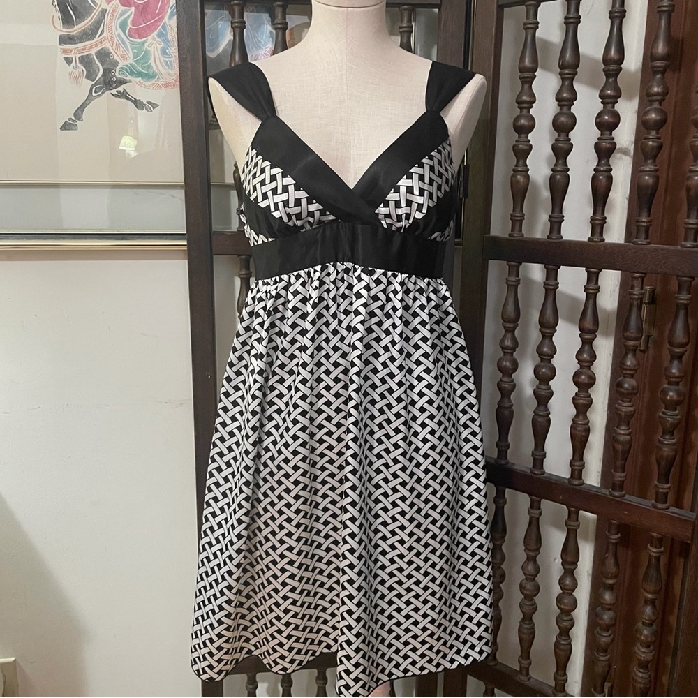 A. BYER Vintage Y2K Black & White Babydoll Gothic Mini Dress Size Medium